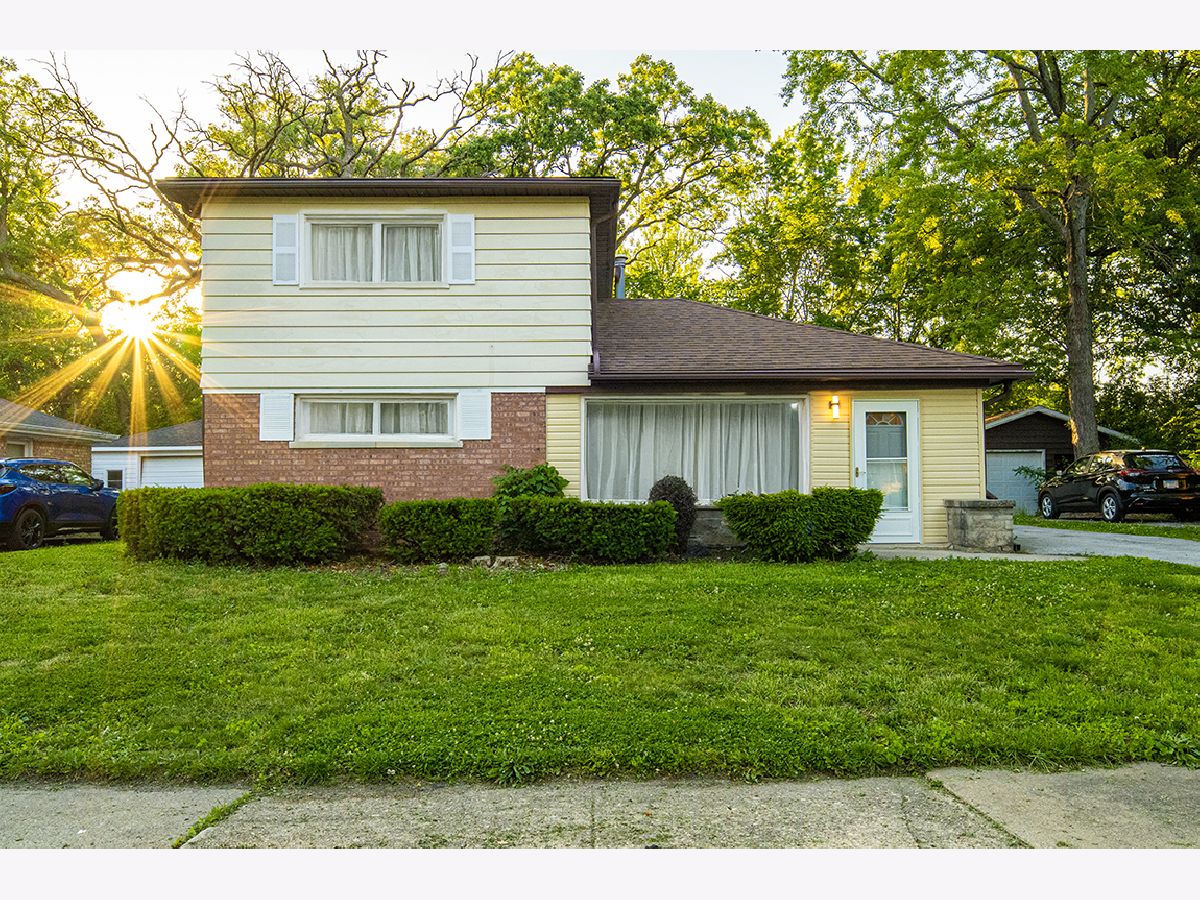  For Sale Park Forest Illinois, 328 Oswego Street