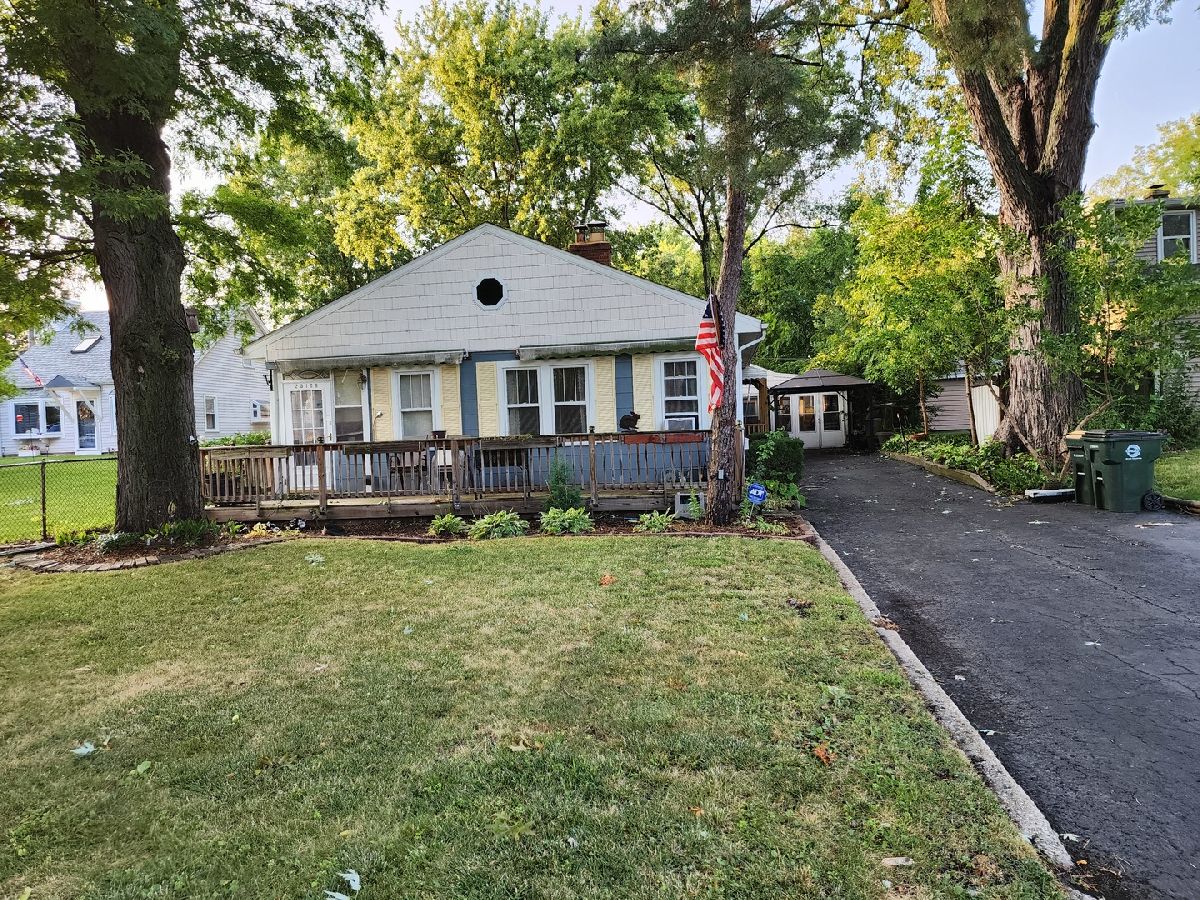 For Sale Antioch Illinois, 25168 Edgar Avenue