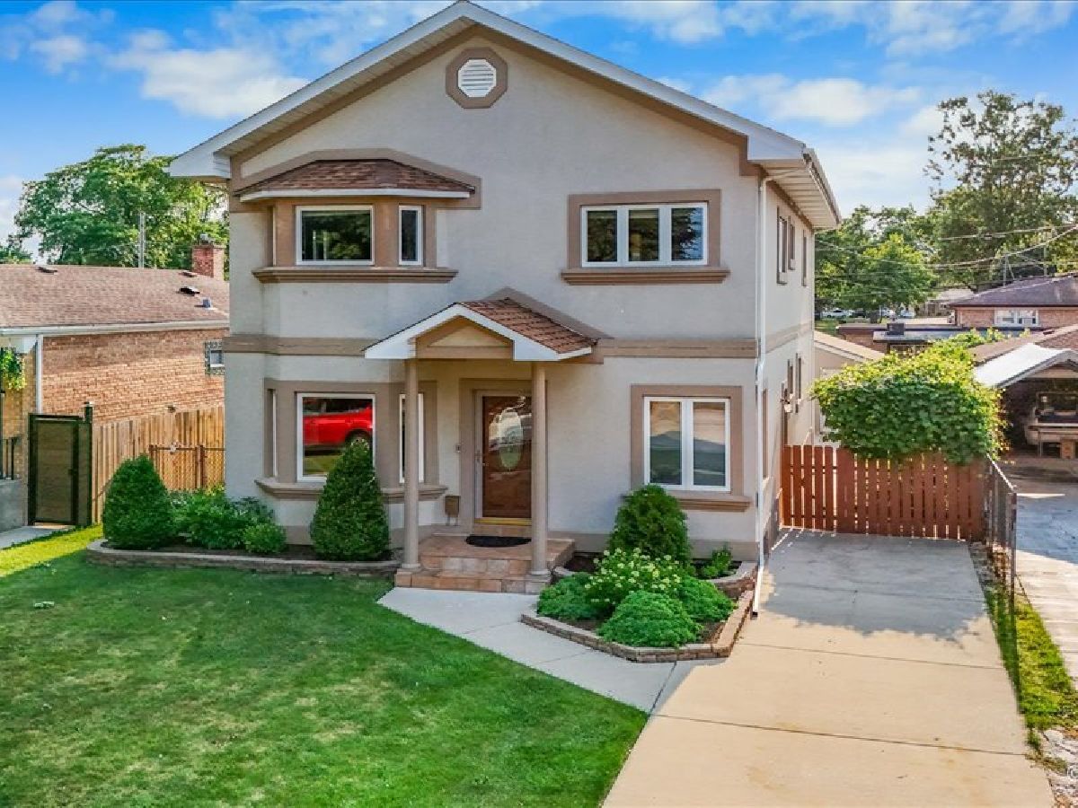  For Sale Niles Illinois, 8224 Oleander Avenue