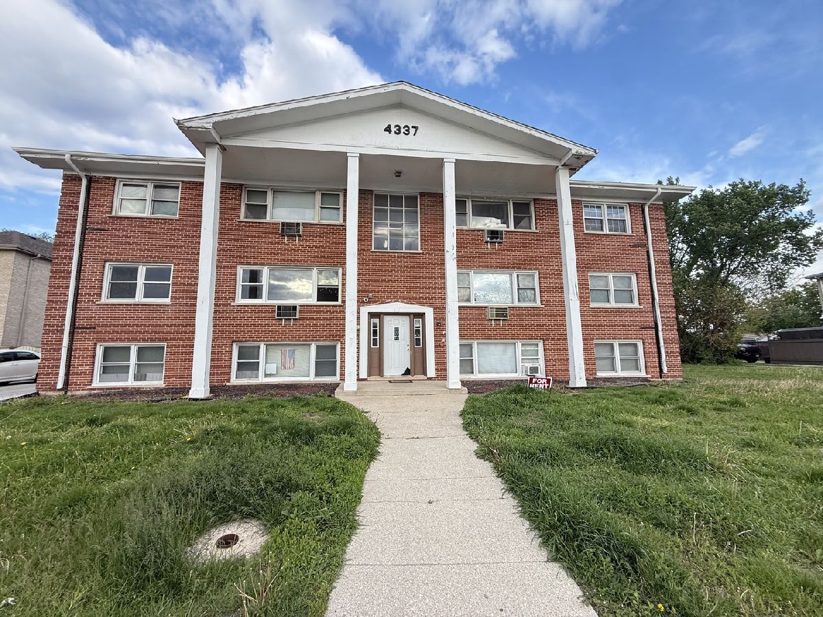  For Rent Lyons Illinois, 4337 Prescott