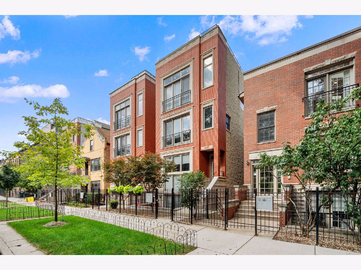  For Sale Chicago Illinois, 2220 Seeley Avenue