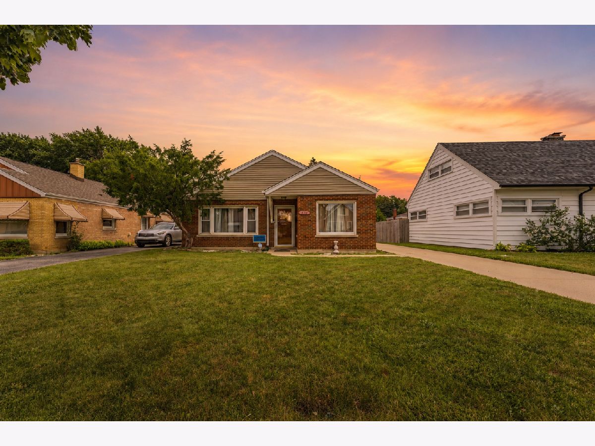  For Sale Evergreen Park Illinois, 8729 California Street