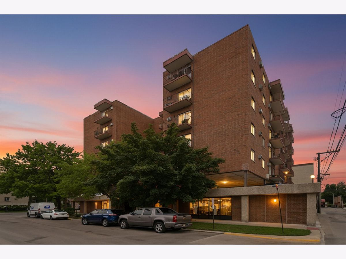 Condominiums For Sale Elm Tower Elmwood Park Illinois, 7830 North Avenue