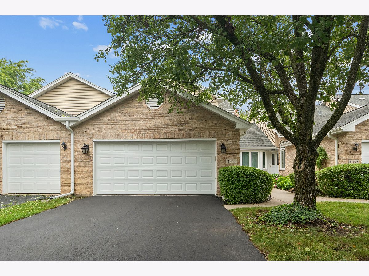  Sold Orland Park Illinois, 11354 Lakebrook