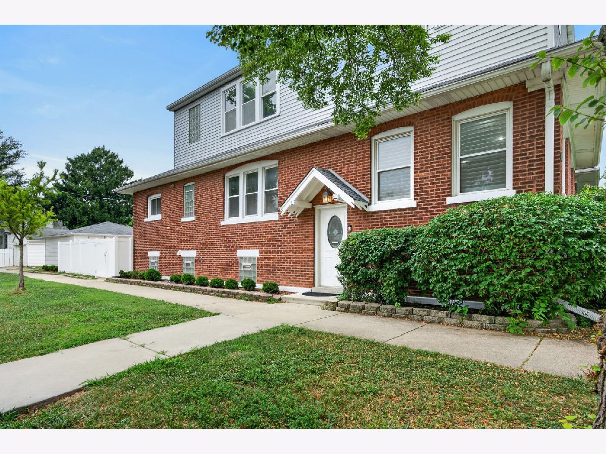  For Sale Oak Park Illinois, 1147 Wesley Avenue