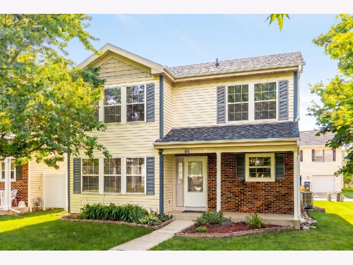 Townhomes & Condos & Homes For Sale Ogden Falls Oswego Illinois, 66 Wingate Drive