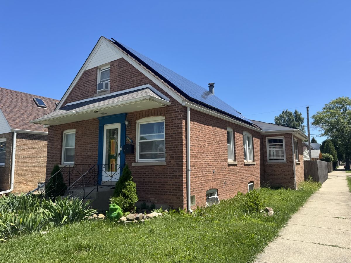  For Sale Chicago Illinois, 3801 Oleander Avenue