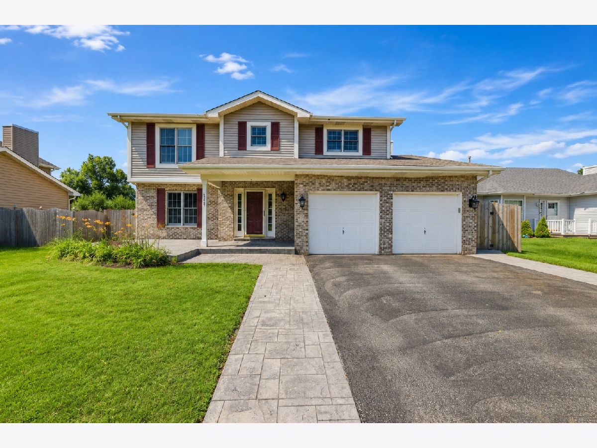 Homes & Townhomes For Sale Grand Prairie Joliet Illinois, 3607 Hennepin Drive