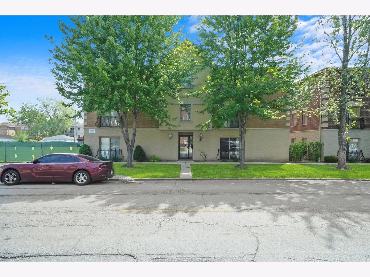  For Rent Berwyn Illinois, 3423 Ridgeland