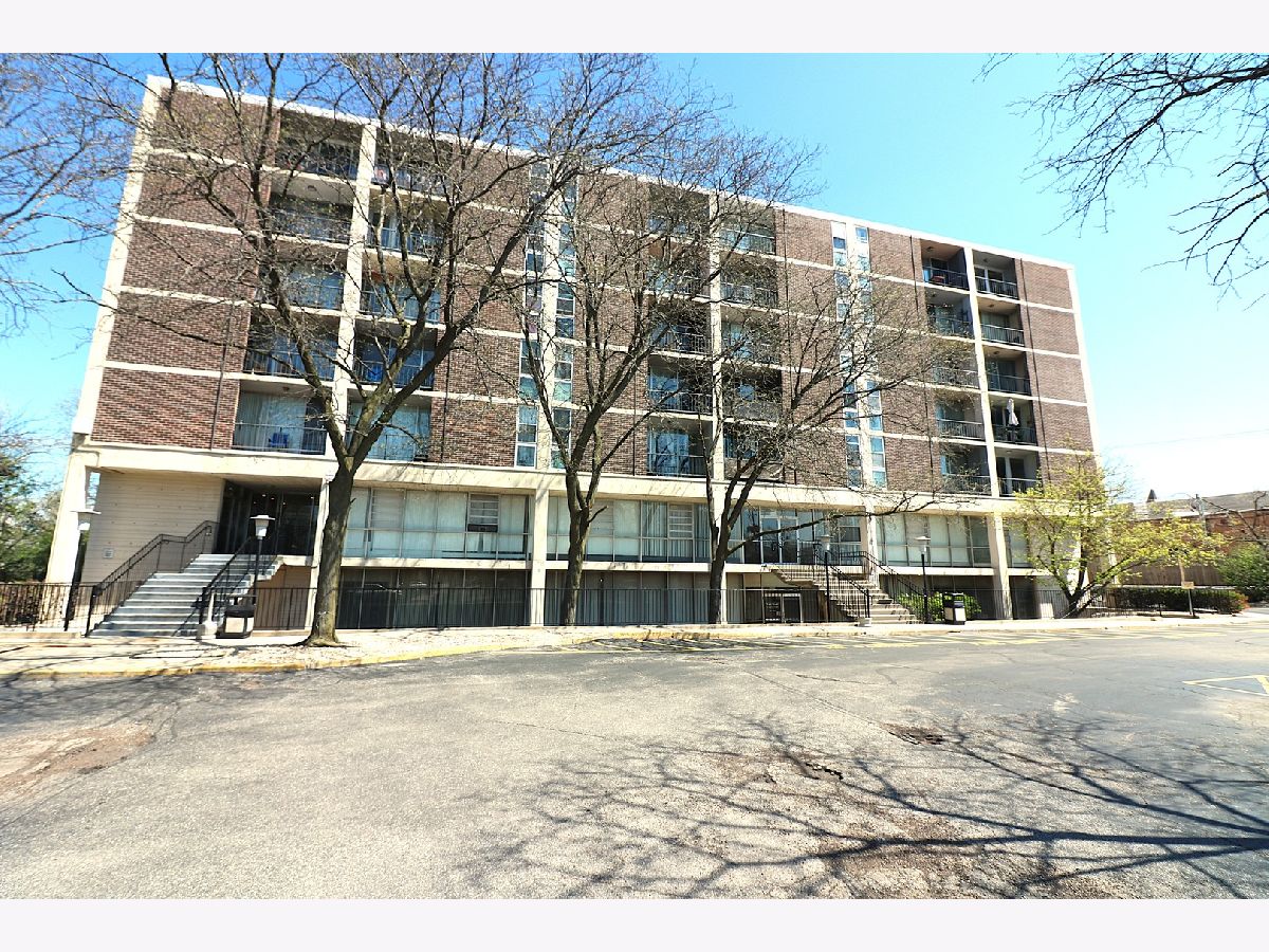  For Sale Bensenville Illinois, 1043 York Road
