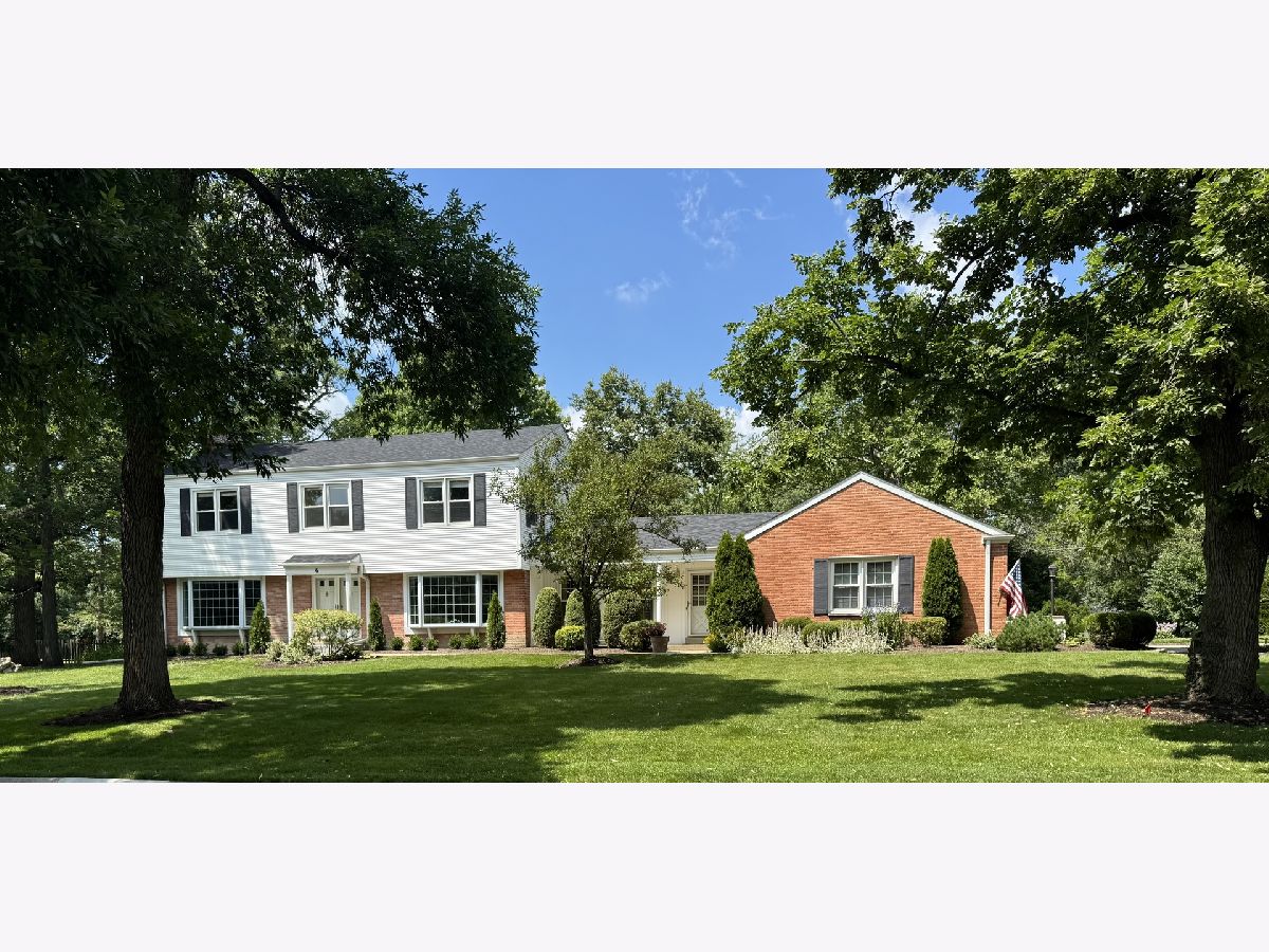  For Sale Lincolnshire Illinois, 6 Londonderry Lane