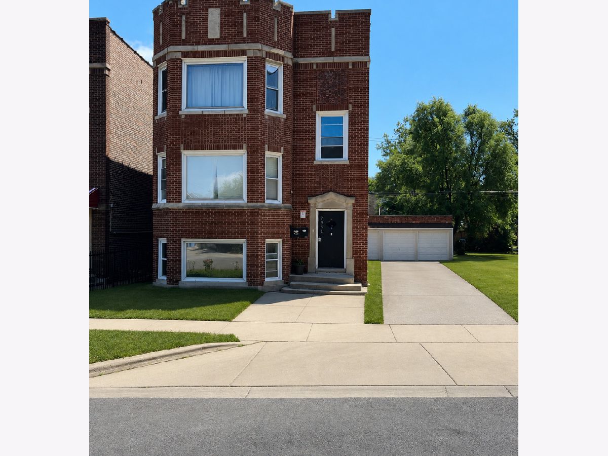 For Sale Chicago Illinois, 7961 Essex Avenue