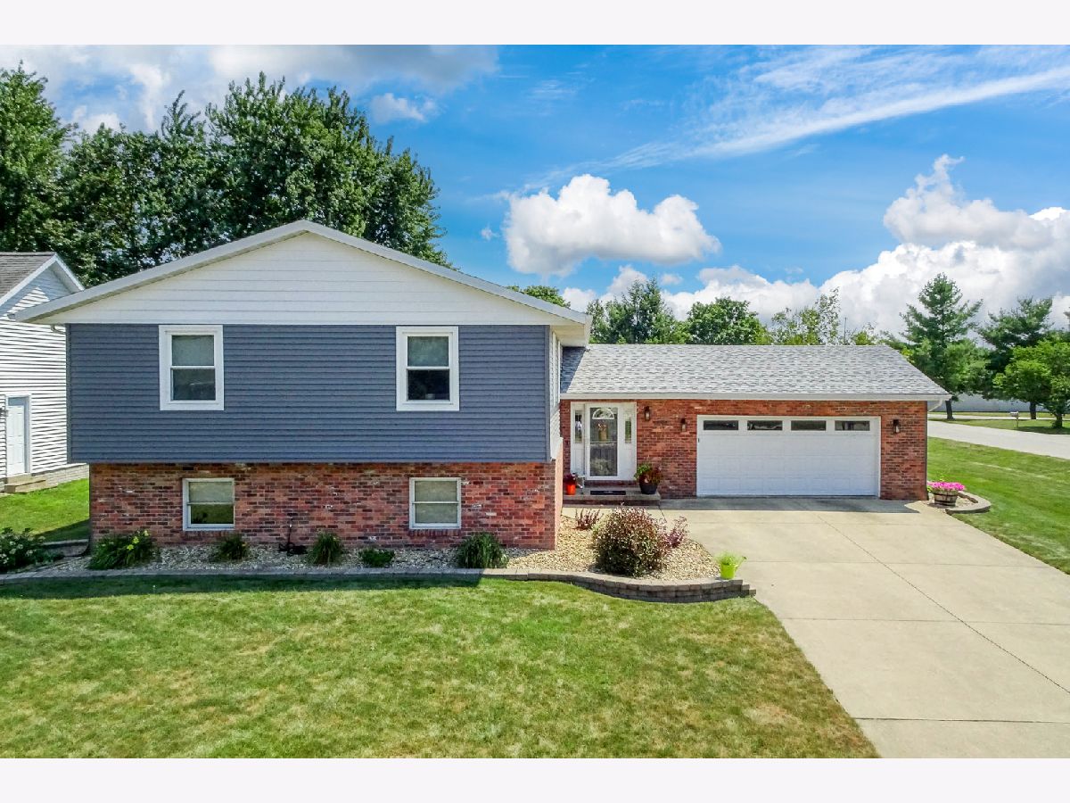  Sold Heyworth Illinois, 708 Kelley