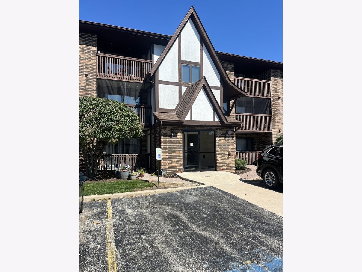  Rented Chicago Ridge Illinois, 10620 Ridgeland