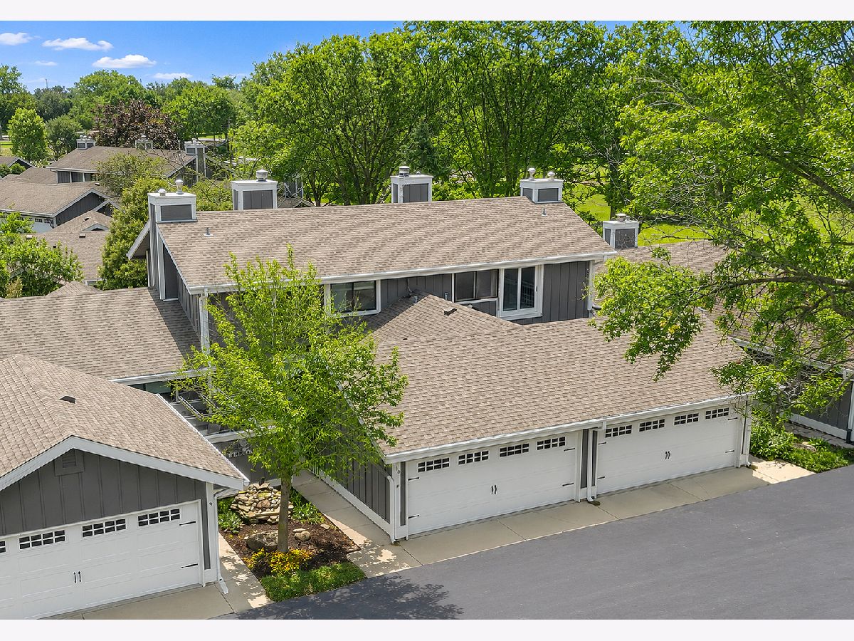  For Sale Sugar Grove Illinois, 10 Windsor Court