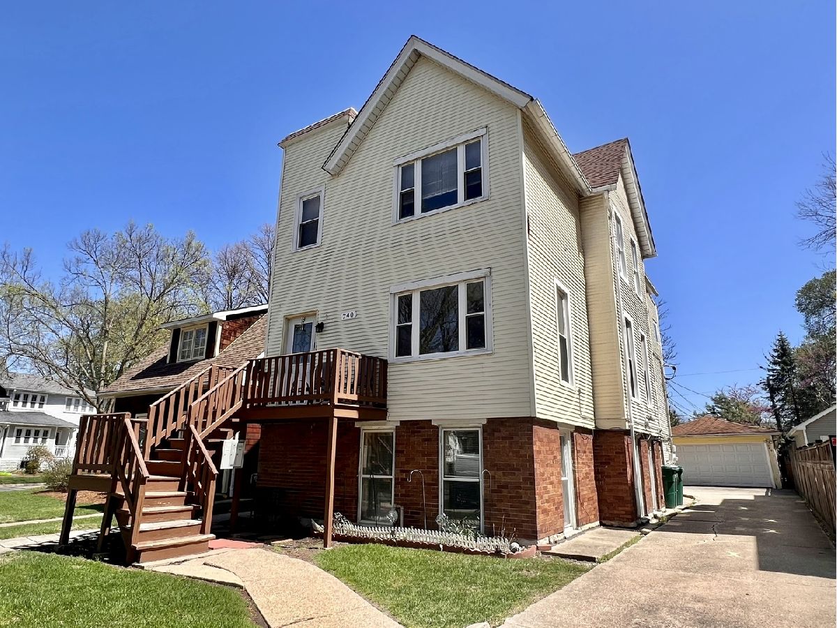  For Rent Oak Park Illinois, 740 Belleforte