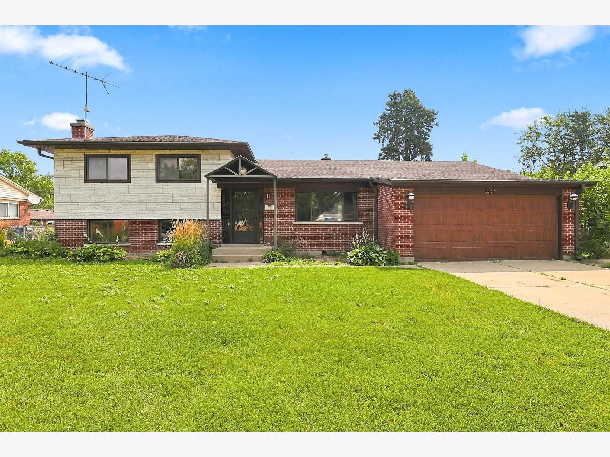 Homes For Sale Waycinden Park Des Plaines Illinois, 935 Anderson Terrace