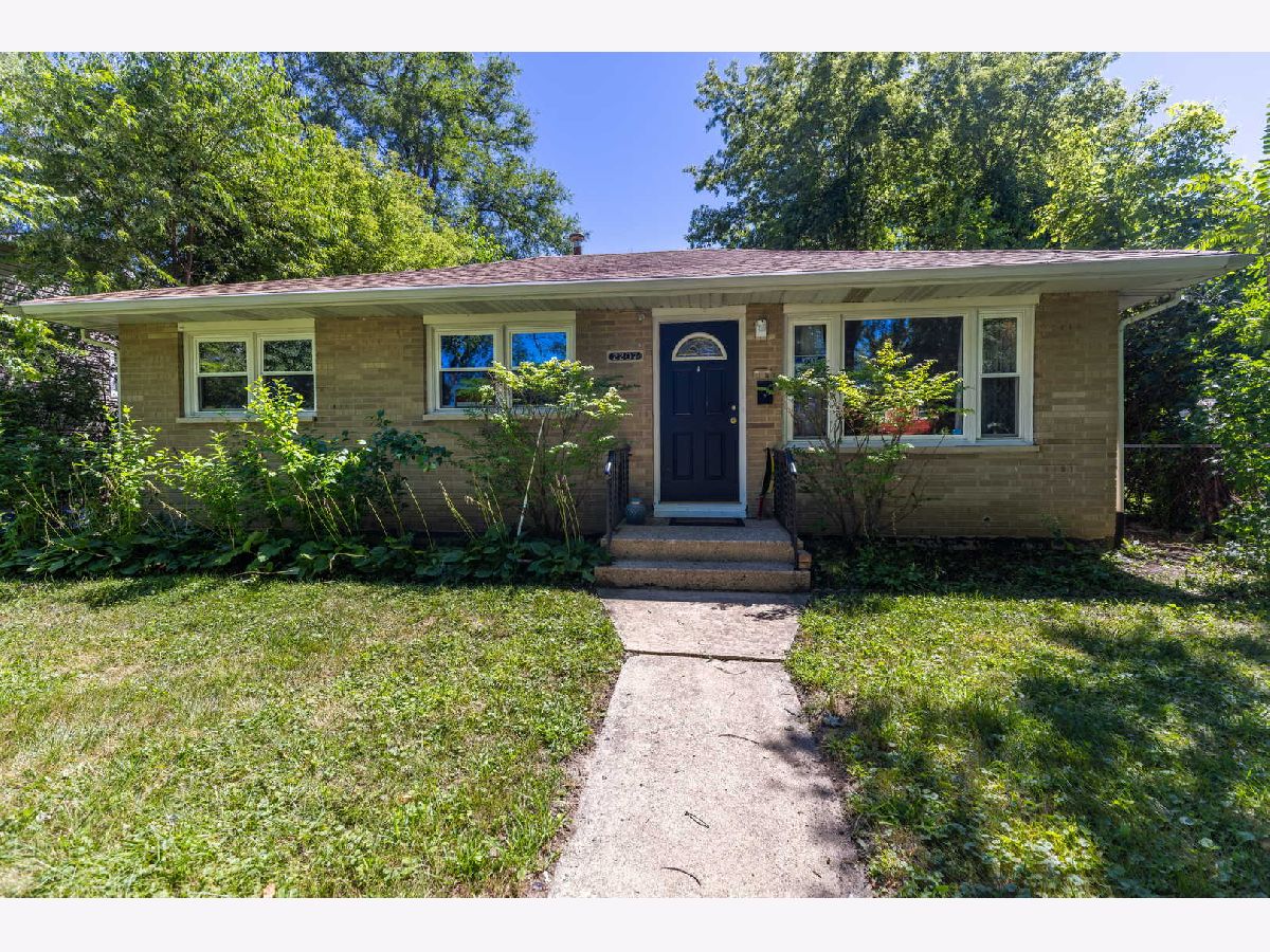  For Sale Zion Illinois, 2207 Carmel Boulevard