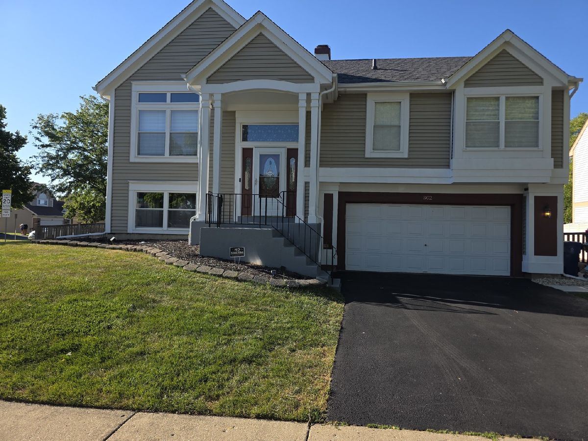  For Rent Bartlett Illinois, 302 Barton