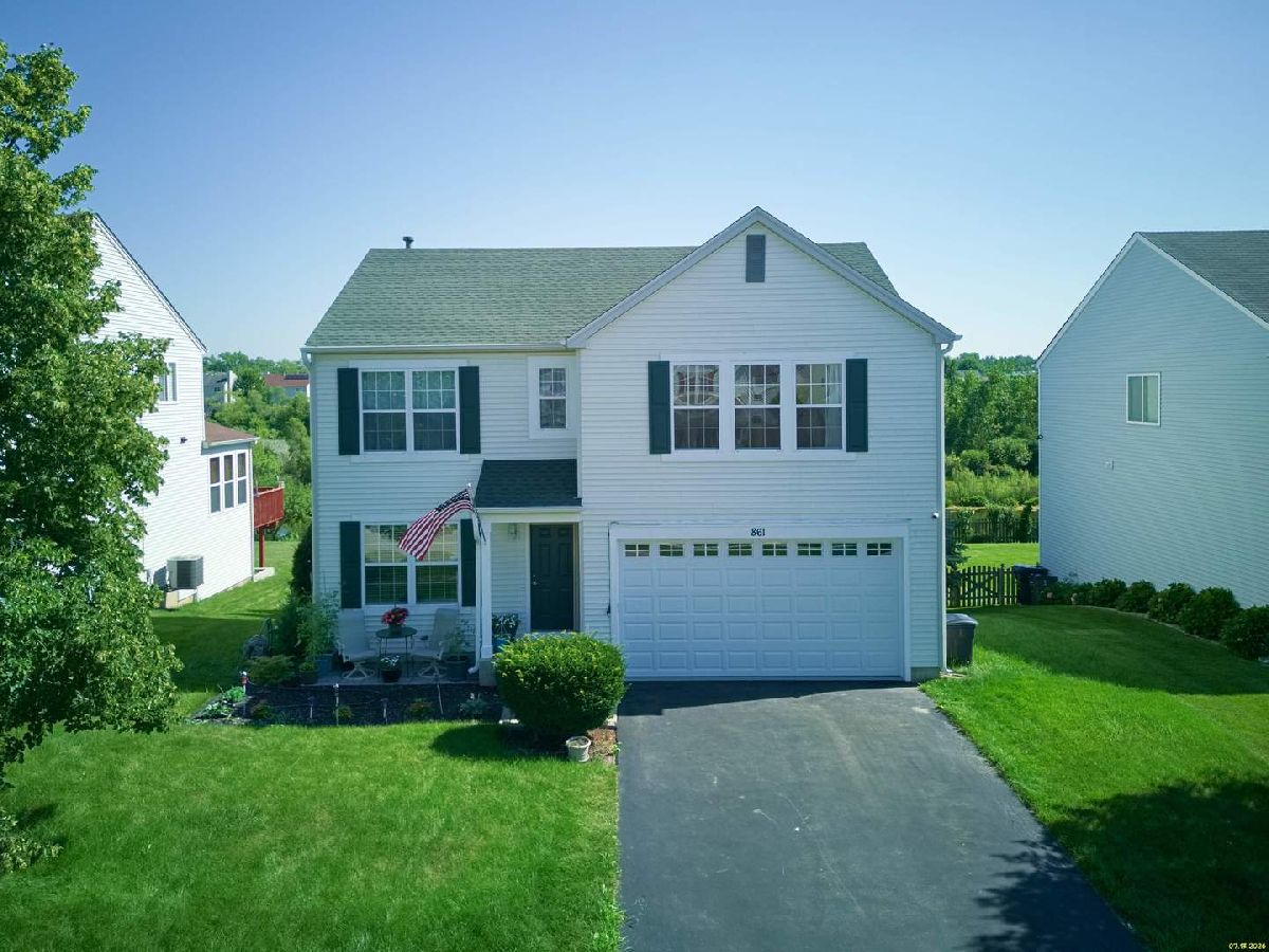 Homes For Sale Chesapeake Trails Round Lake Heights Illinois, 861 Seneca Trail