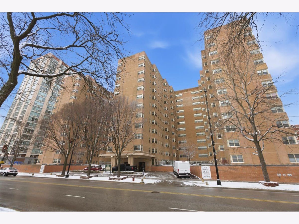  Rented Chicago Illinois, 5630 Sheridan