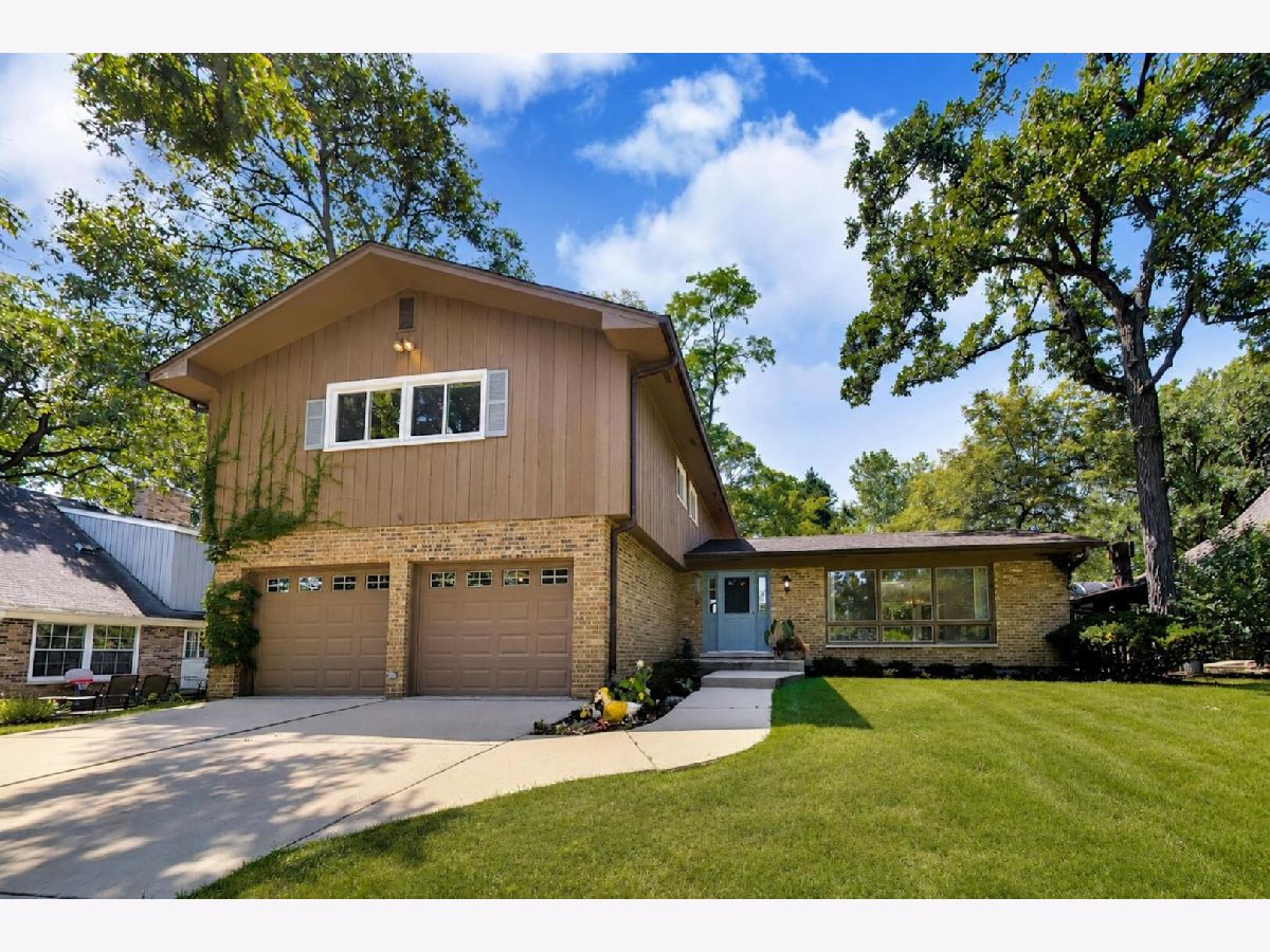  For Sale Palatine Illinois, 2360 Westwood Lane