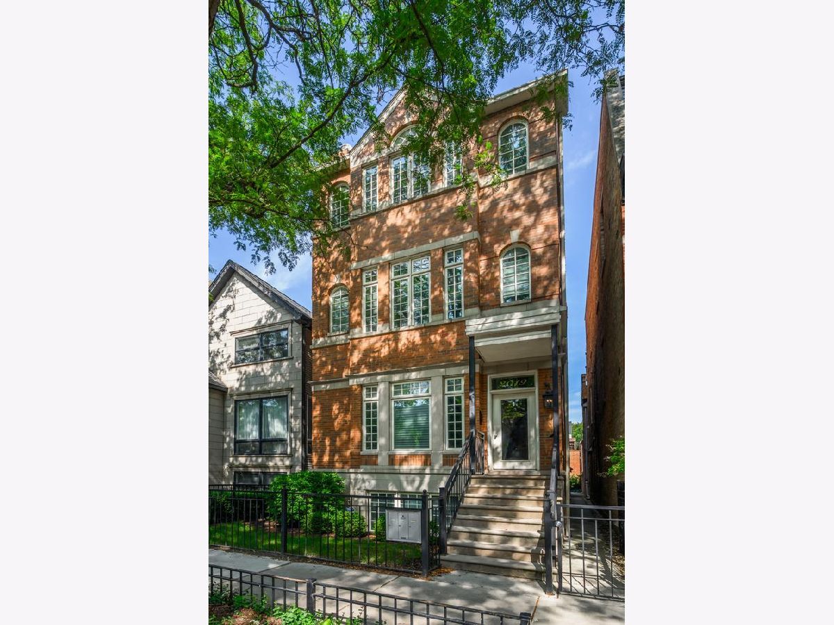  For Sale Chicago Illinois, 2019 Racine Avenue