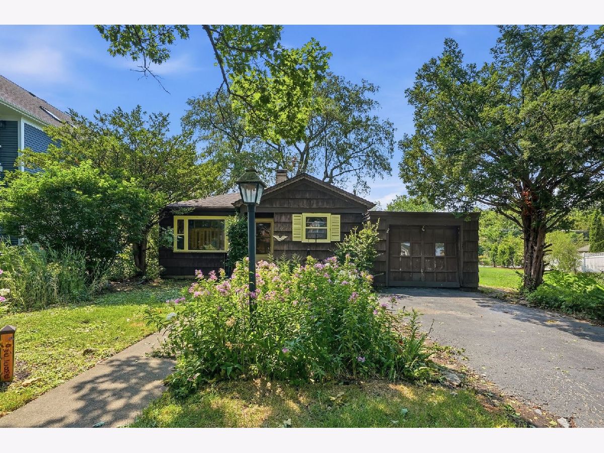  For Sale Elmhurst Illinois, 416 Fairview Avenue