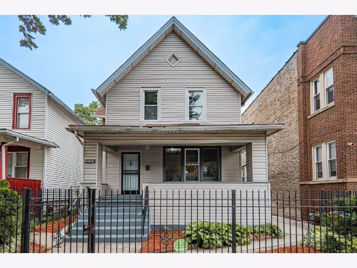  For Sale Chicago Illinois, 1218 Parkside Avenue