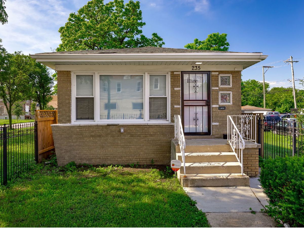  For Sale Chicago Illinois, 235 43rd Street