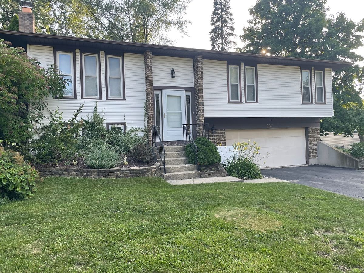  For Sale Bolingbrook Illinois, 337 Merlin Court