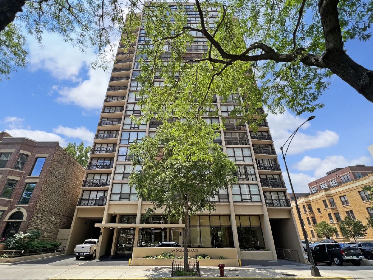 Condominiums Rented Lasalle Terrace Condominiums Chicago Illinois, 1540 Lasalle