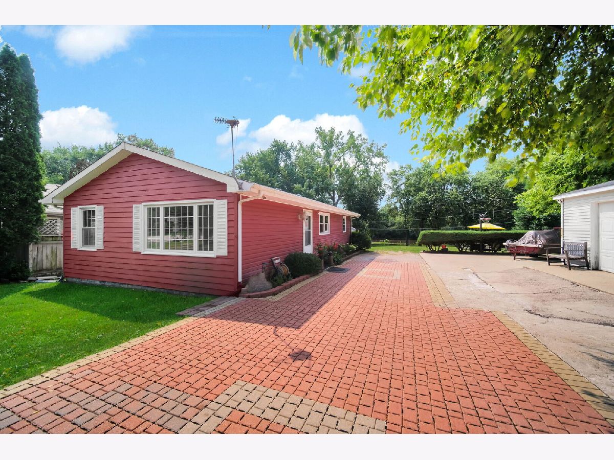  For Sale West Chicago Illinois, 28W575 Barnes Avenue