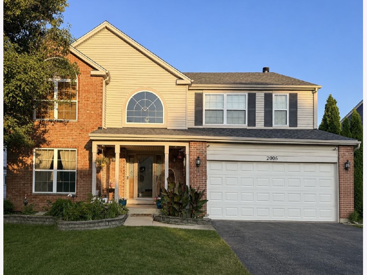  For Sale Plainfield Illinois, 2006 Crosswind Drive