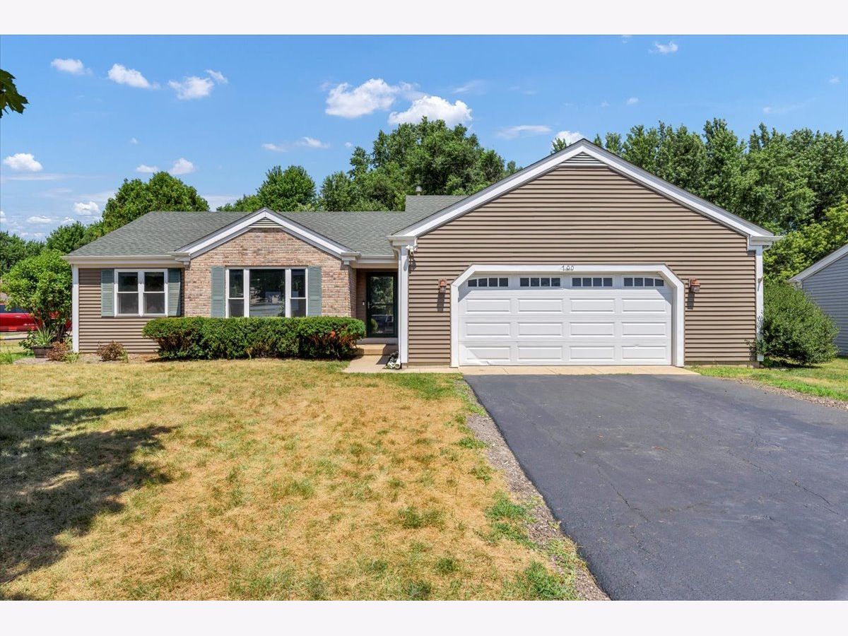  For Sale Marengo Illinois, 700 Woodbine Lane