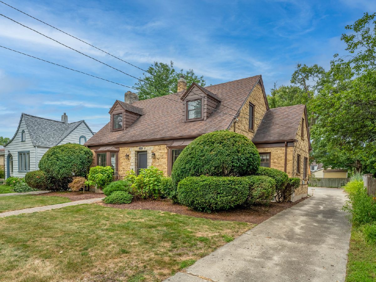  For Sale Elgin Illinois, 1130 Duncan Avenue