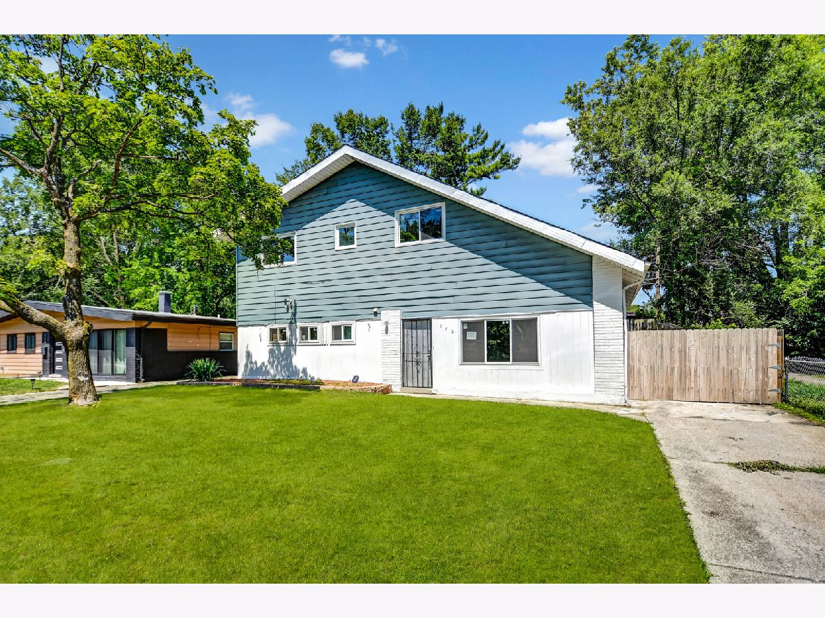  For Sale Park Forest Illinois, 176 Monee Road