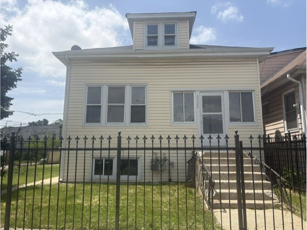  For Sale Chicago Illinois, 2320 Mulligan Avenue