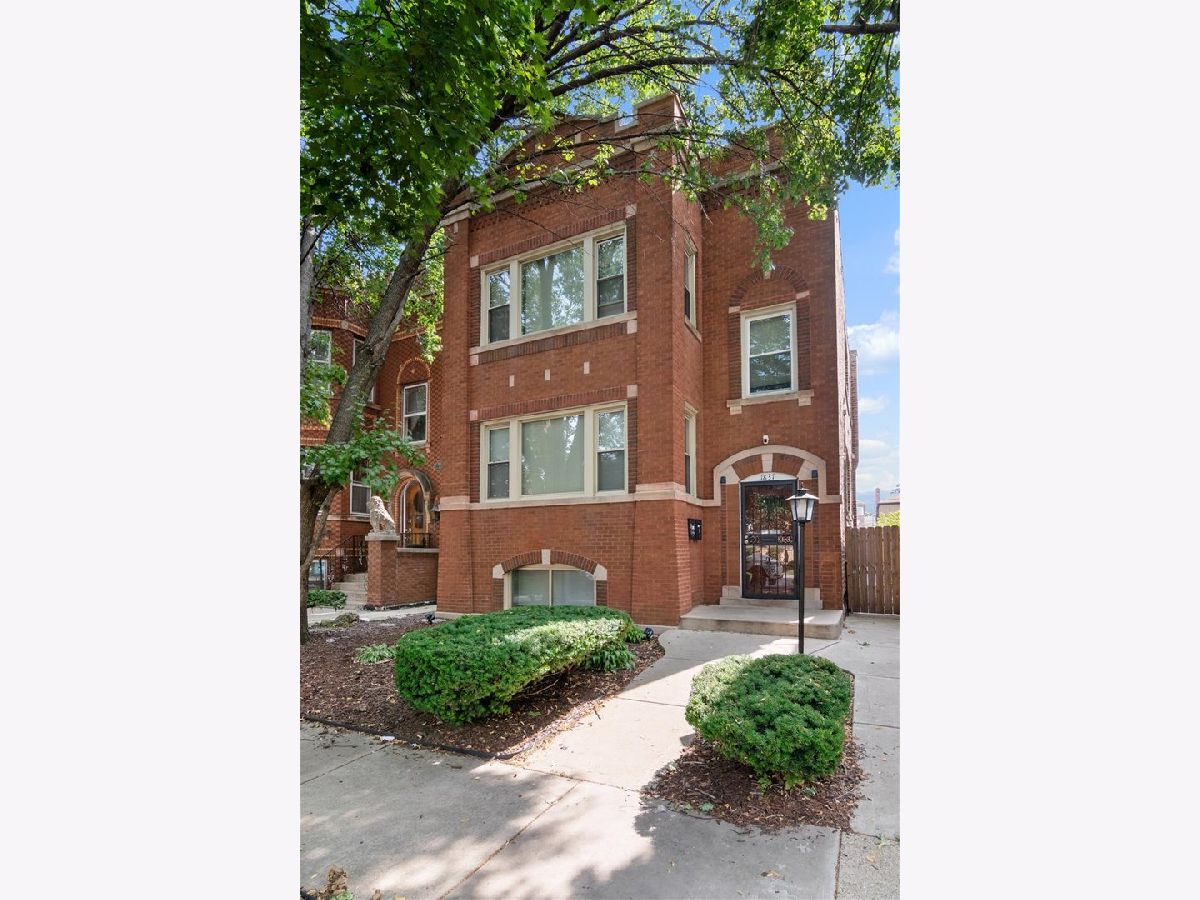  For Sale Berwyn Illinois, 1837 Grove Avenue