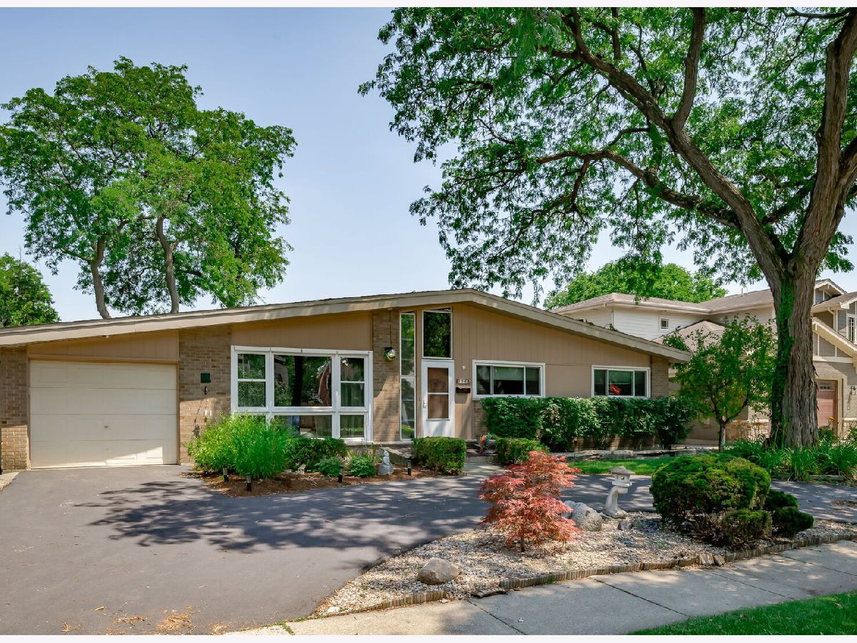  For Sale Elmhurst Illinois, 295 Poplar Avenue