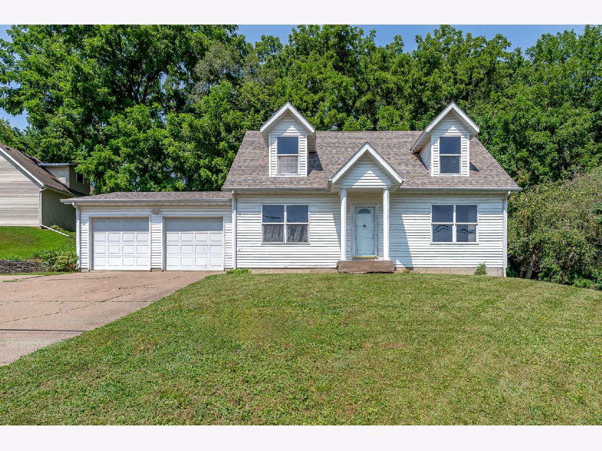  For Sale Riverdale Iowa, 1148 Valley Drive