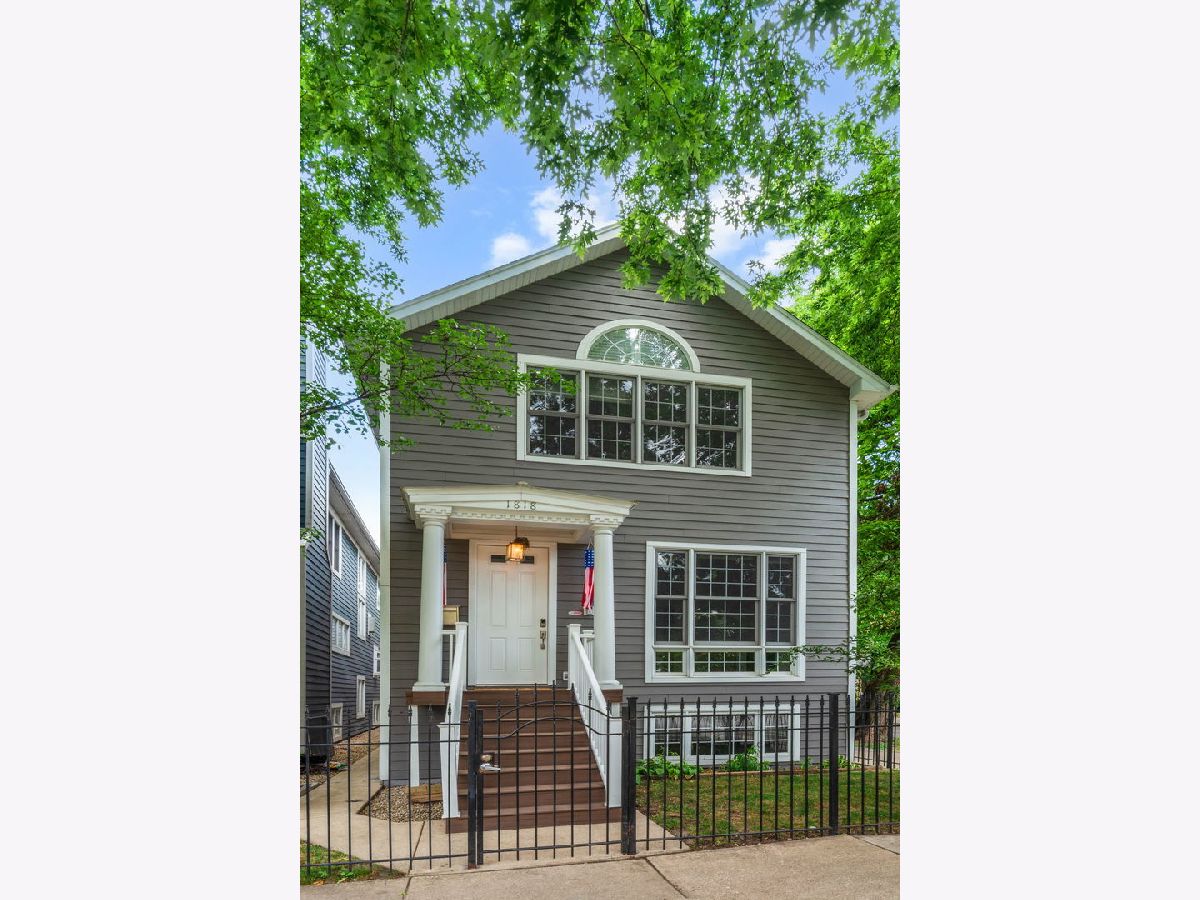  Sold Chicago Illinois, 1818 Barry