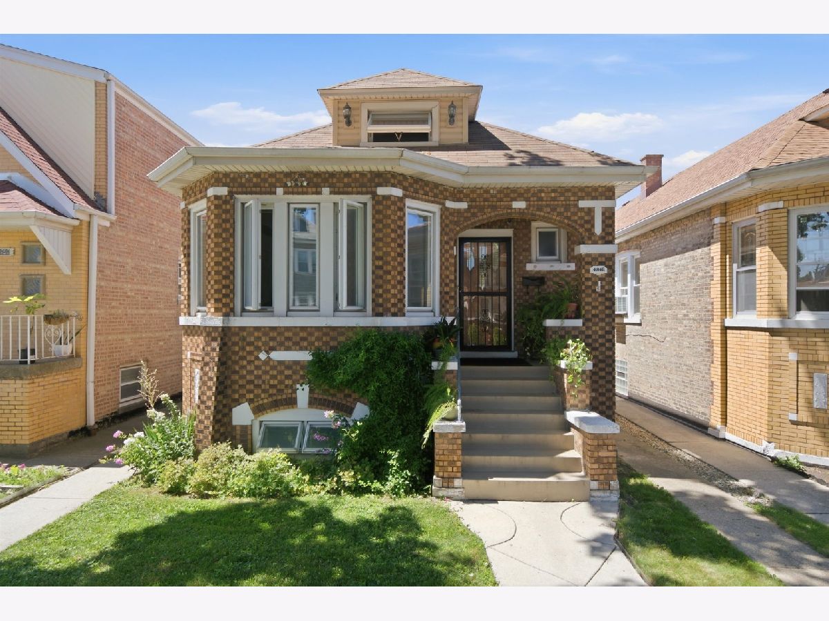  For Sale Chicago Illinois, 4846 Tripp Avenue