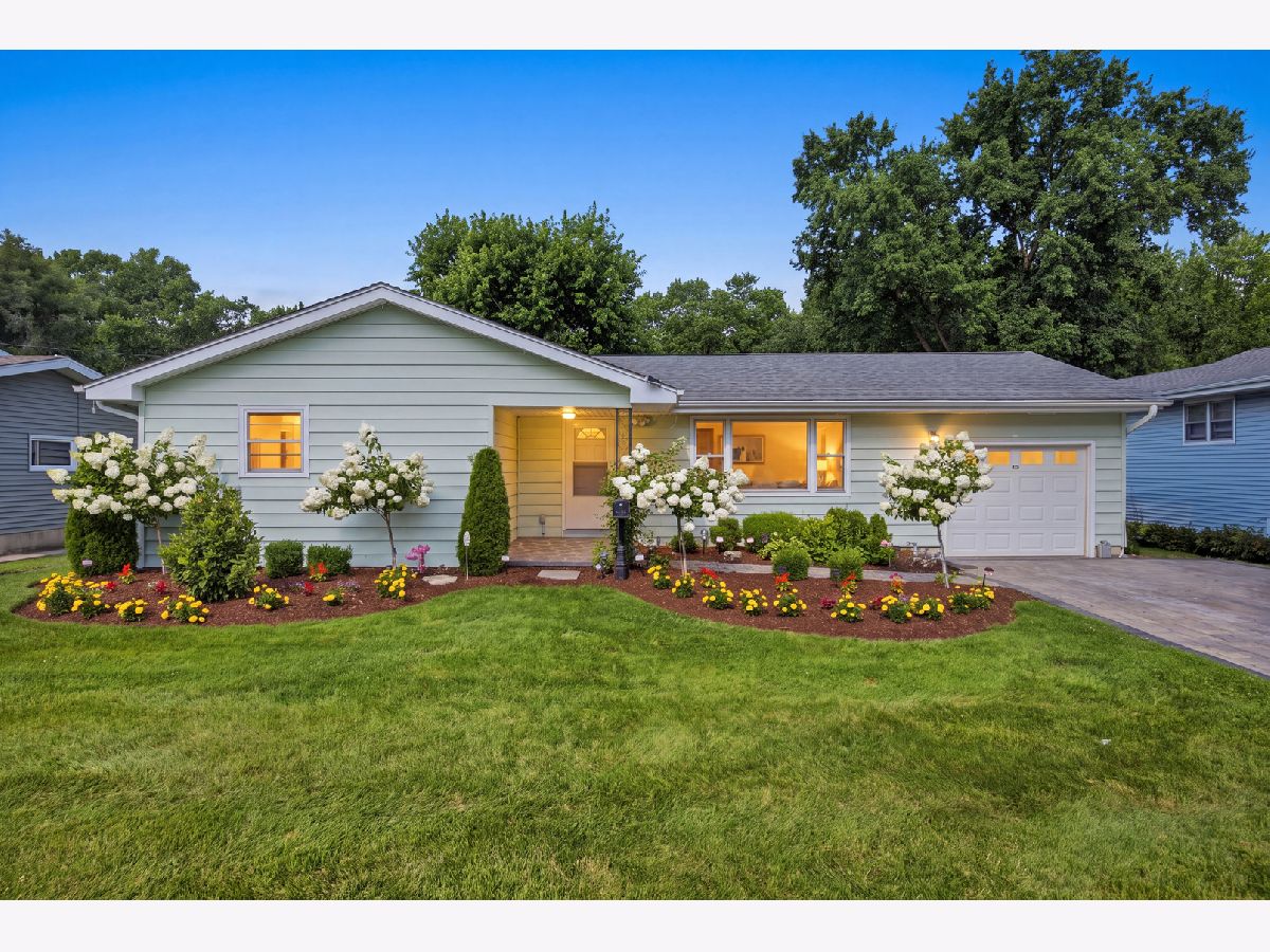  For Sale Woodstock Illinois, 1109 Wicker Street