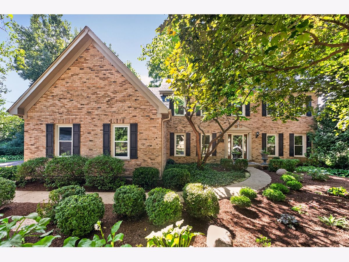 Homes & Condominiums For Sale Hunt Club St Charles Illinois, 1315 Hawkins Court