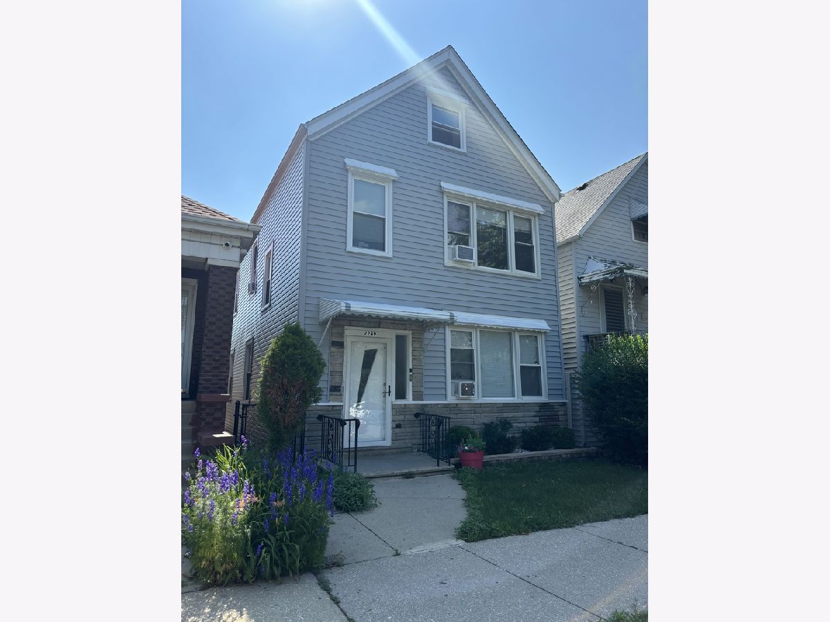  For Sale Chicago Illinois, 2249 Long Avenue