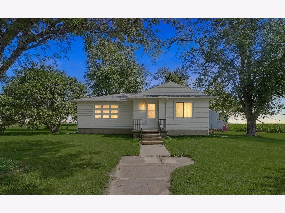  For Sale Gibson City Illinois, 396 100e Road