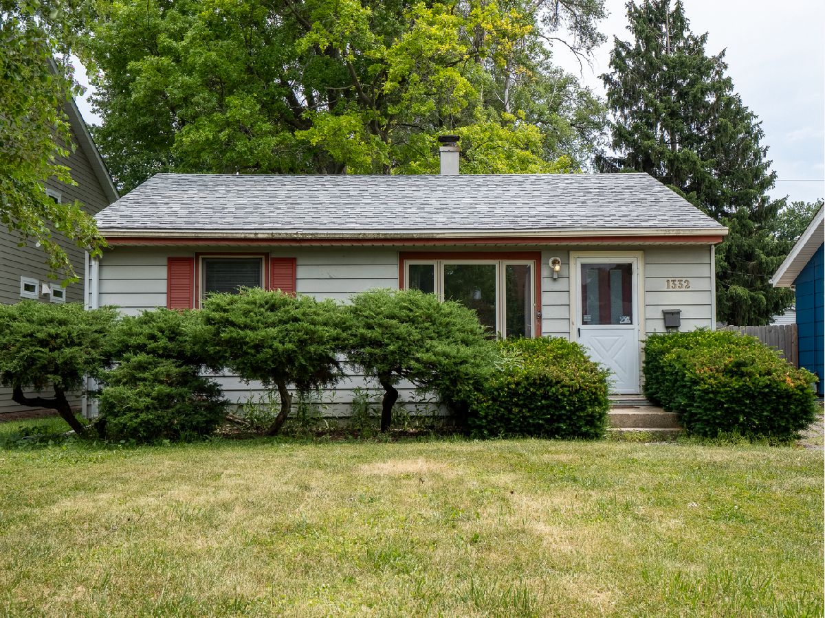  For Sale Naperville Illinois, 1332 Main Street