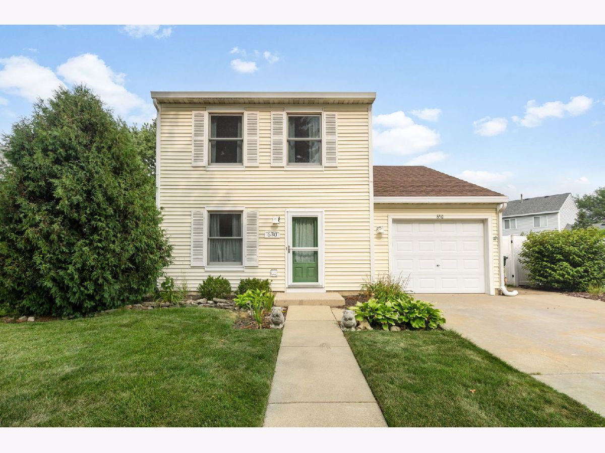 Homes & Townhomes & Condos For Sale Heartland Meadows South Elgin Illinois, 630 Hobart Drive