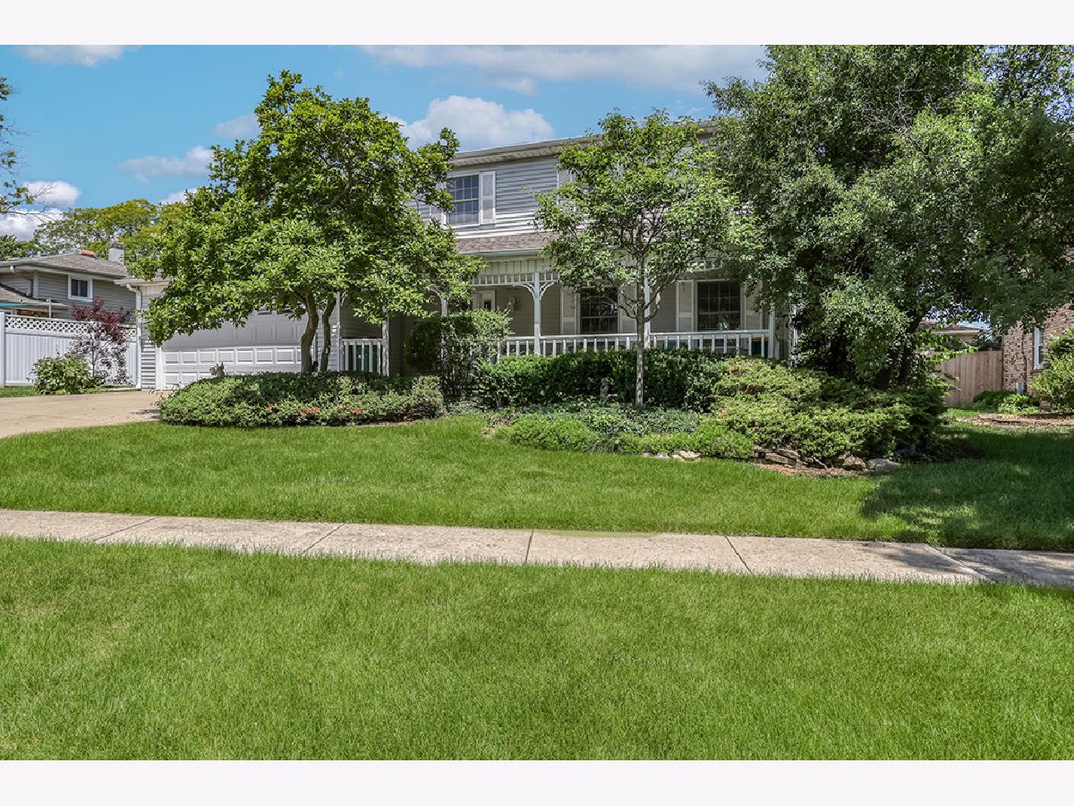  For Sale Lemont Illinois, 403 Sara Avenue